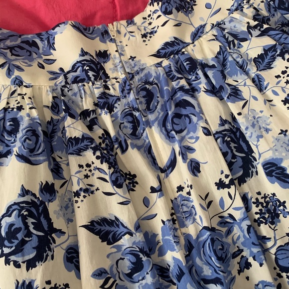 New Divided floral skirt - Picture 6 of 8